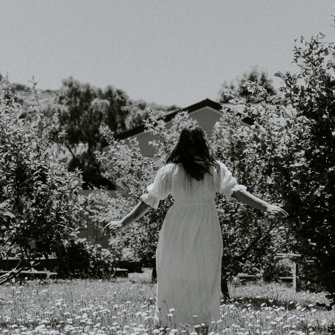 Descriptive background image